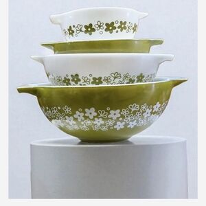 Vintage Pyrex Crazy Daisy Spring Blossom Green Cinderella Mixing Bowl Set of 4